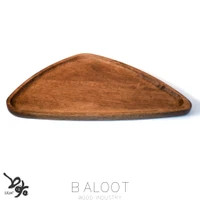 سینی چوبی مثلث بزرگ کد 3357 بلوط – مناسب پذیرایی و دکور